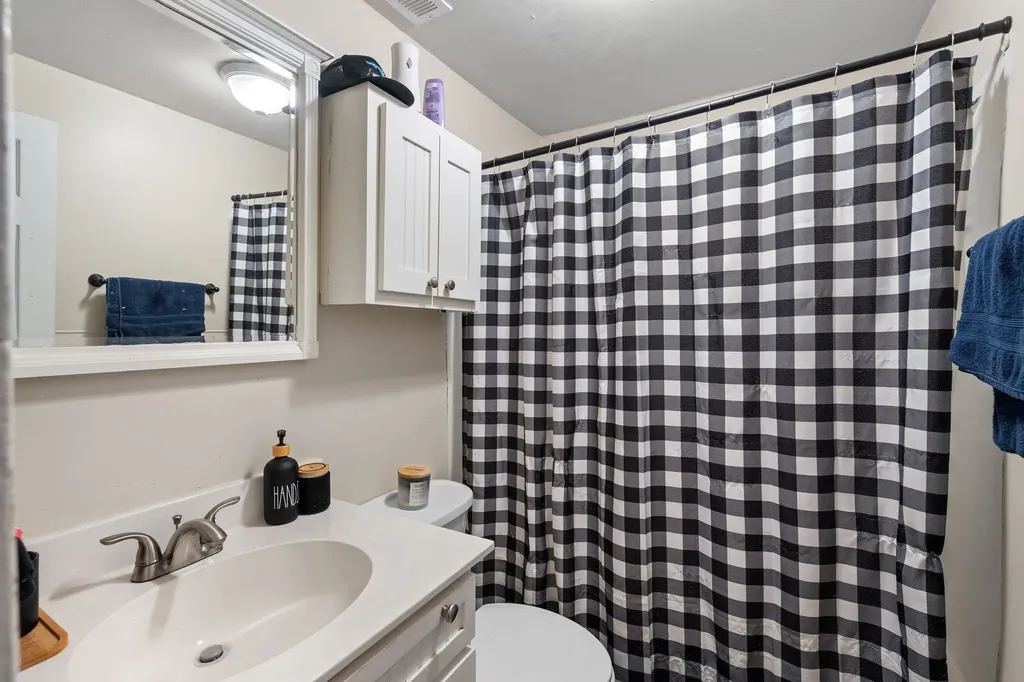 109 Tyree Springs Road White House TN 37188