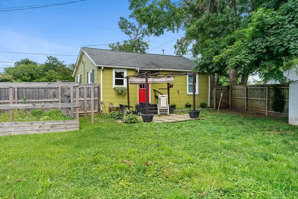 109 Tyree Springs Road White House TN 37188