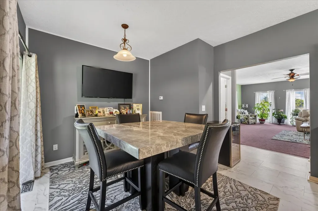 2040 Harvest Lane Nashville TN 37218