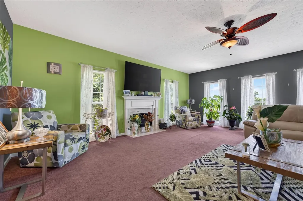 2040 Harvest Lane Nashville TN 37218