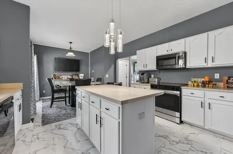 2040 Harvest Lane Nashville TN 37218