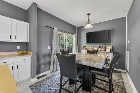 2040 Harvest Lane Nashville TN 37218