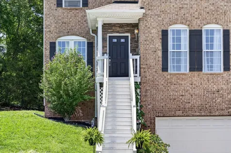2040 Harvest Lane Nashville TN 37218