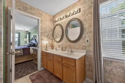 2040 Harvest Lane Nashville TN 37218