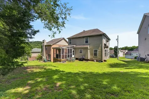 2040 Harvest Lane Nashville TN 37218