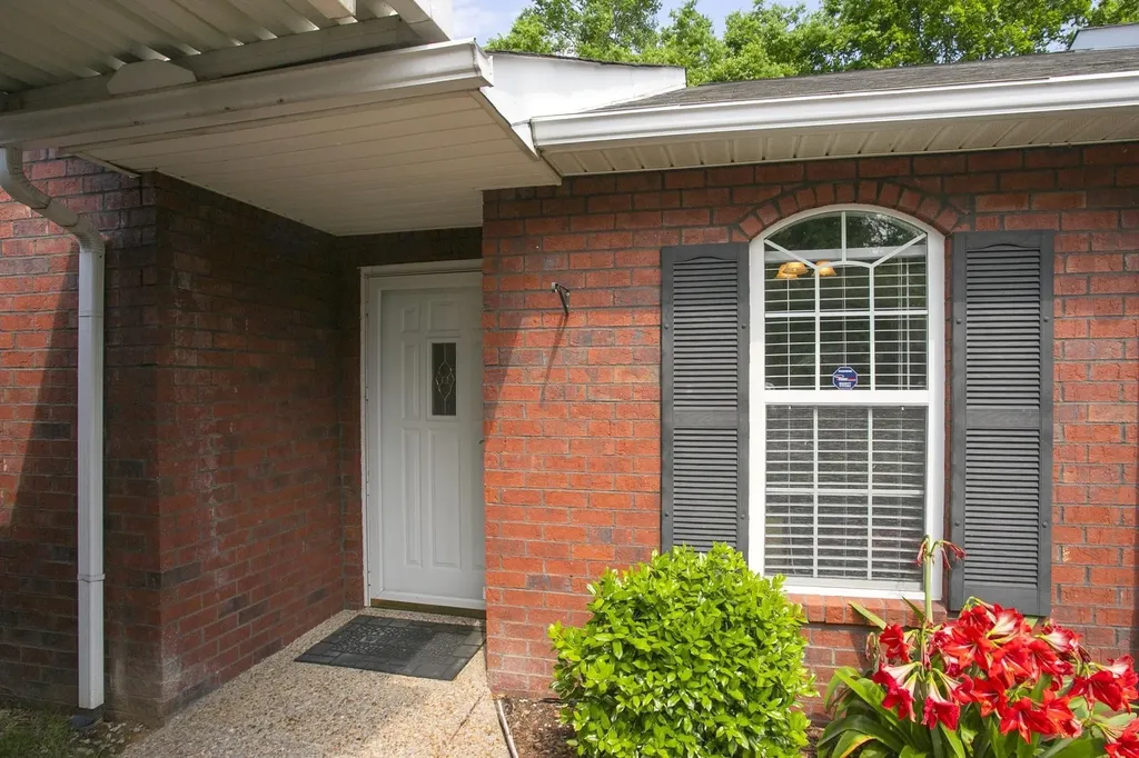 3911 Dodson Chapel Road Hermitage TN 37076