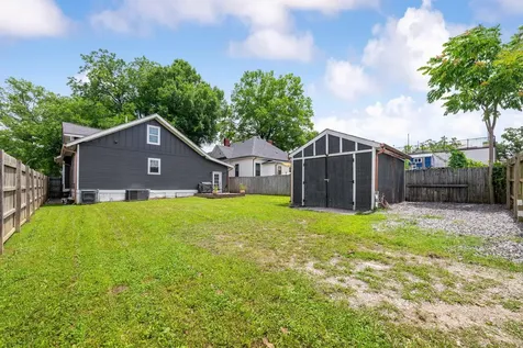 1502 E 14th Street Chattanooga TN 37404