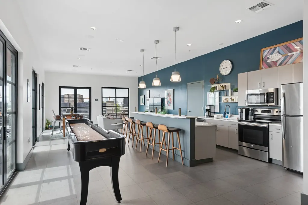 1900 12th Ave, S Nashville TN 37203
