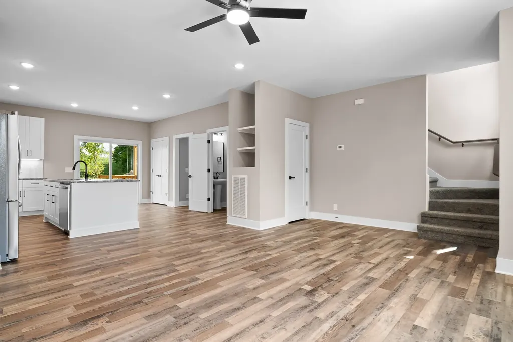 4931 Leesa Ann Lane Hermitage TN 37076