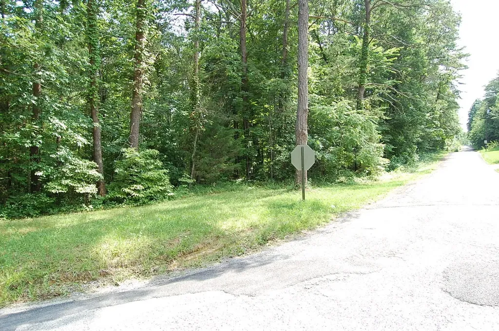 57 Hugh Allison Road Pikeville TN 37367