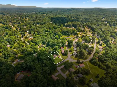 940 SE Dockery Lane, SE Cleveland TN 37323