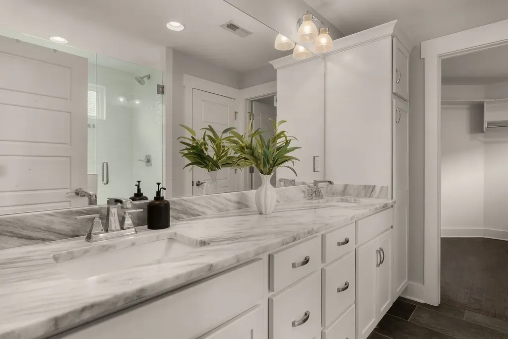 2238B Cruzen Street Nashville TN 37211