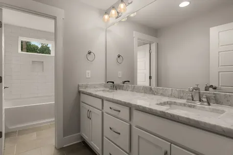 2238B Cruzen Street Nashville TN 37211