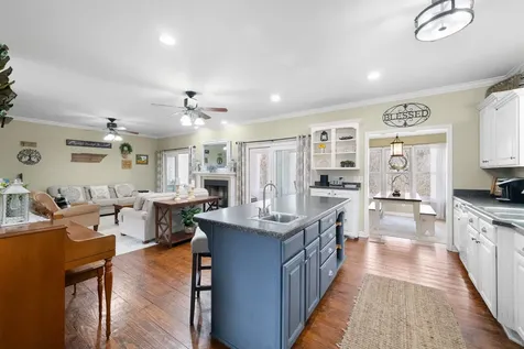 4313 Hargrove Marable Road Palmyra TN 37142