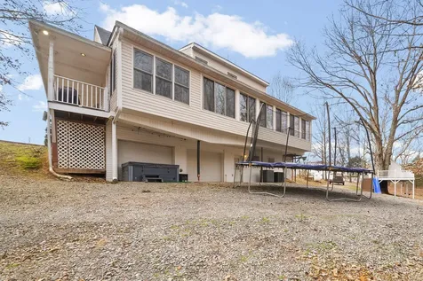 4313 Hargrove Marable Road Palmyra TN 37142