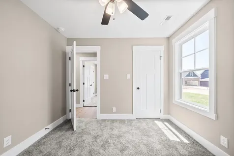 1 Echo Ridge Oak Grove KY 42262
