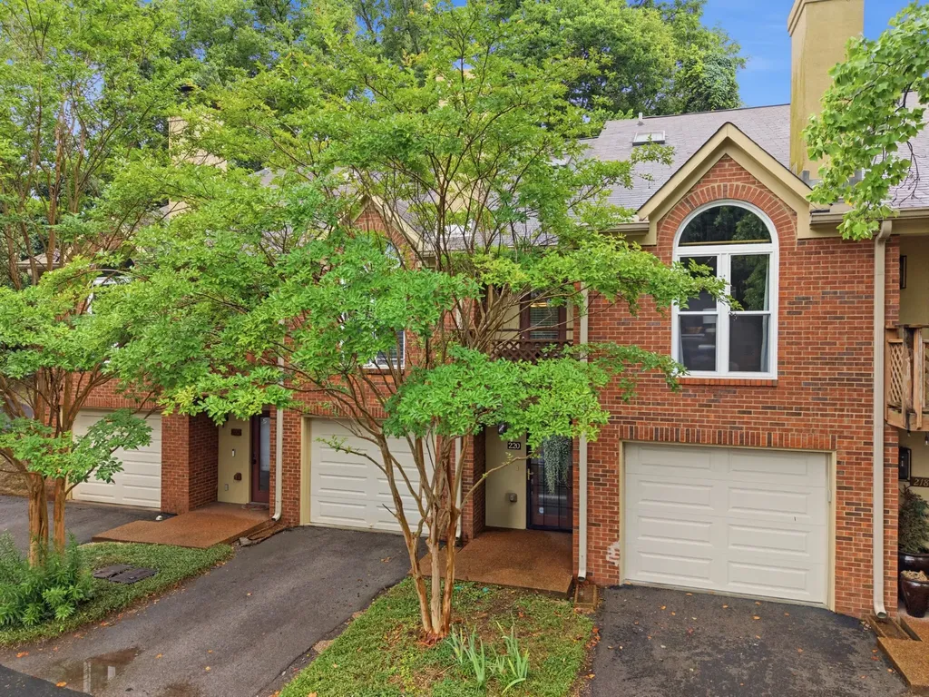 220 Riverstone Court Nashville TN 37214