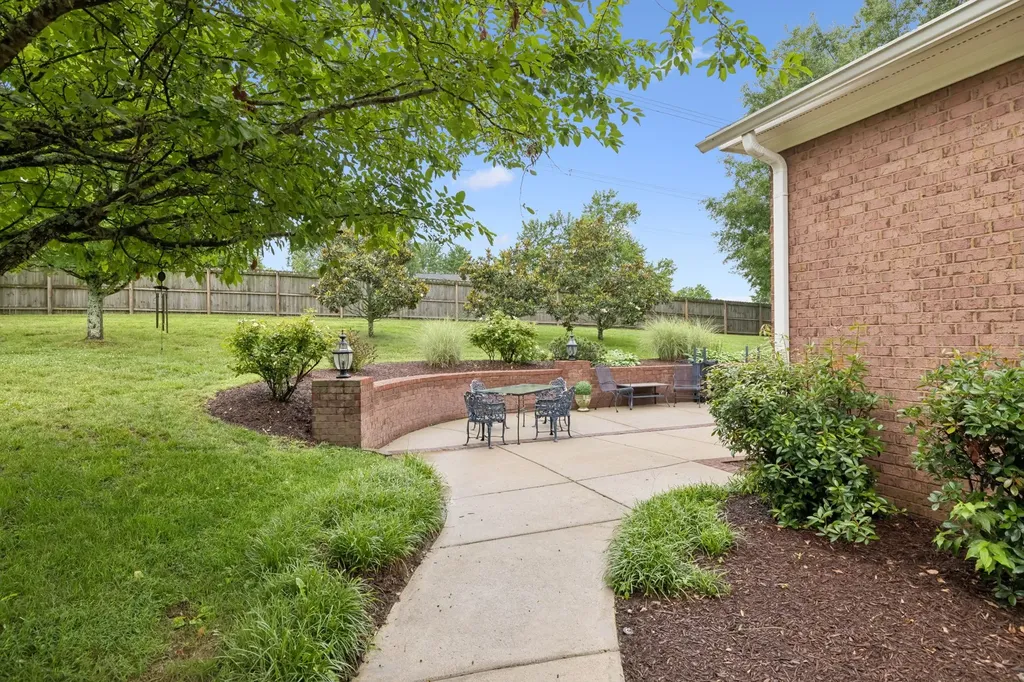 8203 Alamo Road Brentwood TN 37027