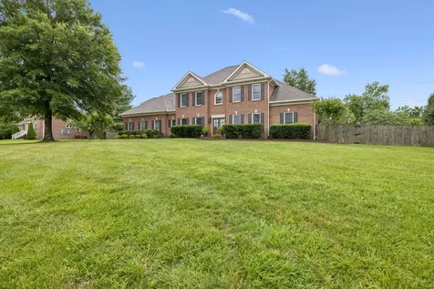 8203 Alamo Road Brentwood TN 37027
