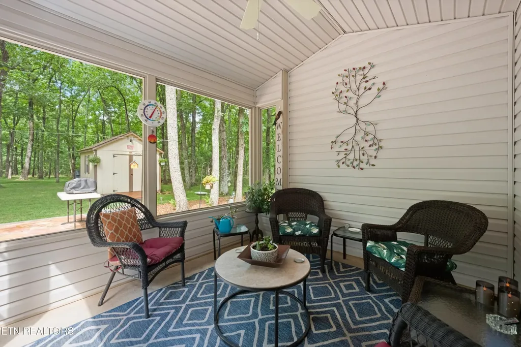 538 Snead Drive Crossville TN 38558