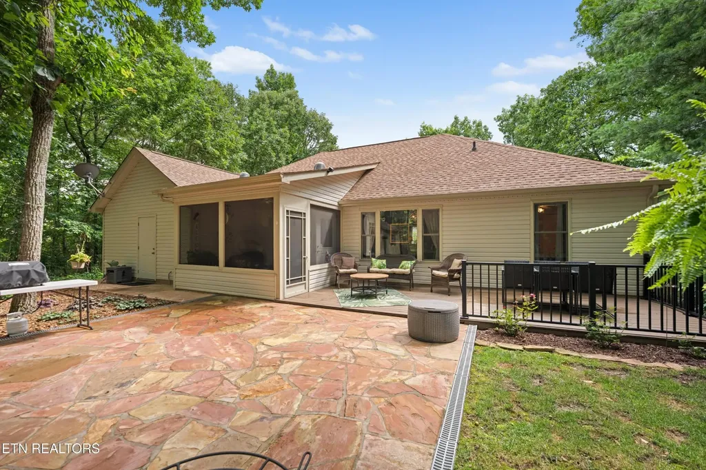 538 Snead Drive Crossville TN 38558