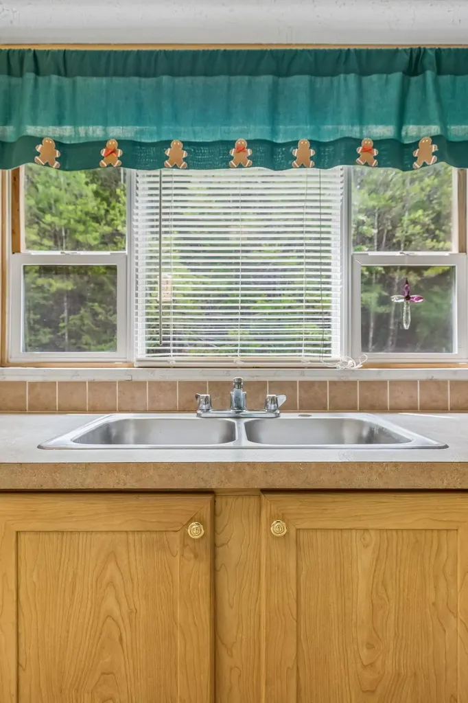 650 Gamble Gap Road Tellico Plains TN 37385