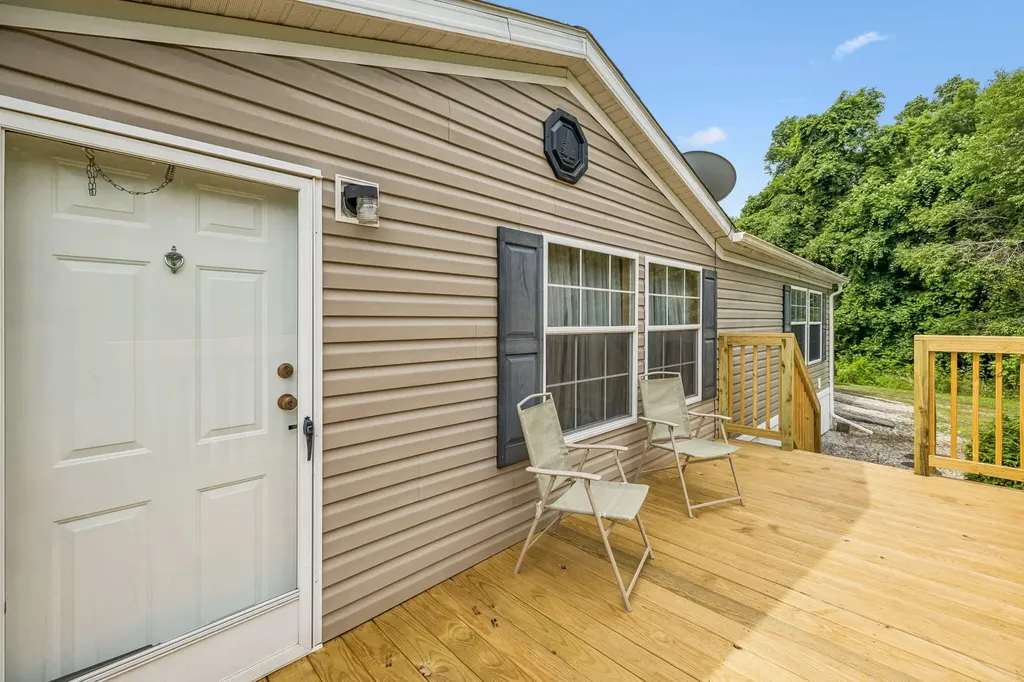 650 Gamble Gap Road Tellico Plains TN 37385
