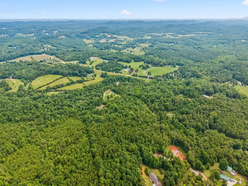 650 Gamble Gap Road Tellico Plains TN 37385