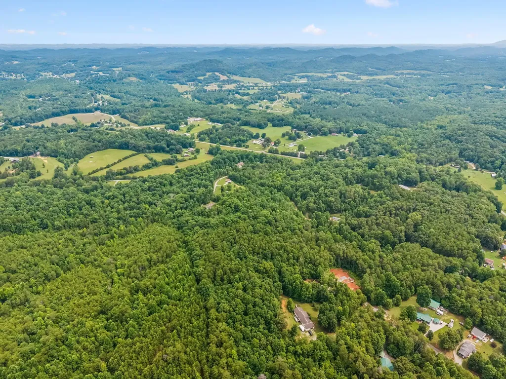 650 Gamble Gap Road Tellico Plains TN 37385