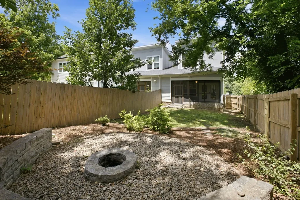 557A Hamilton Avenue Nashville TN 37203