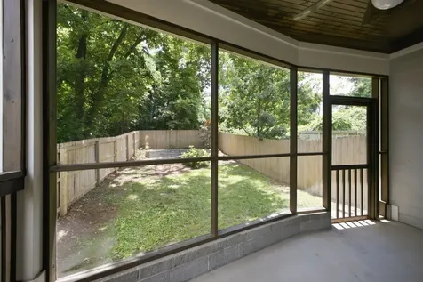 557A Hamilton Avenue Nashville TN 37203