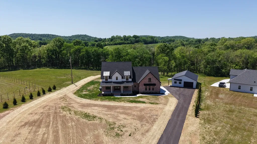 55 Crenshaw Road Hartsville TN 37074