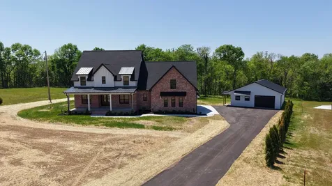 55 Crenshaw Road Hartsville TN 37074