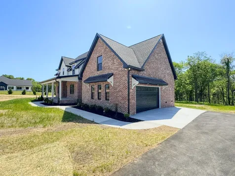 55 Crenshaw Road Hartsville TN 37074
