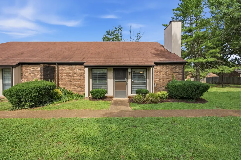 840 Old Coach Court Hermitage TN 37076
