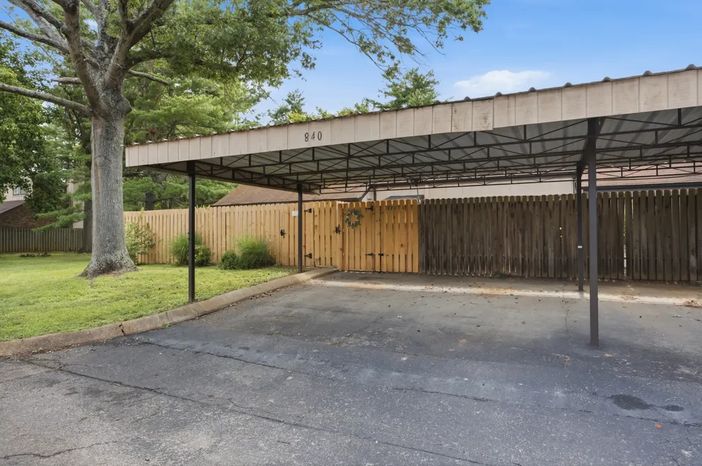 840 Old Coach Court Hermitage TN 37076