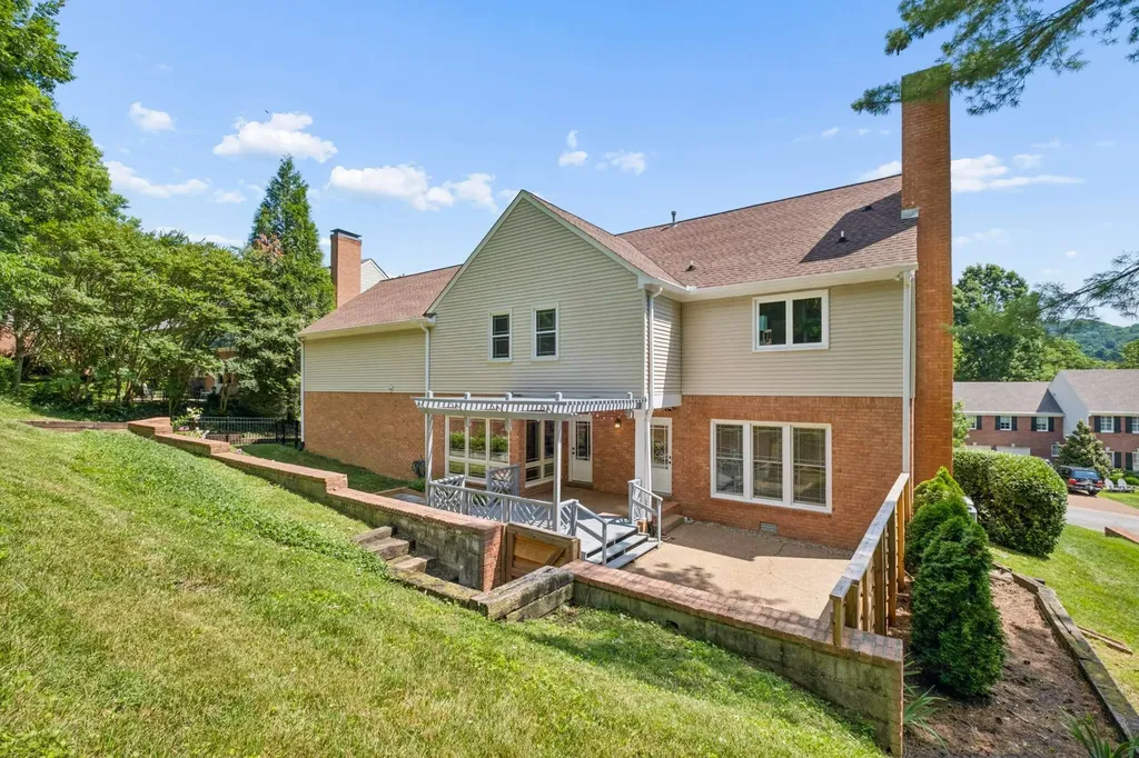 707 Roantree Drive Brentwood TN 37027