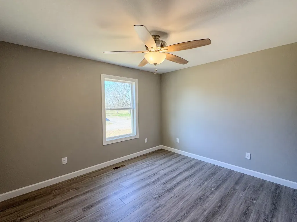 4161 Dobbins Pike Portland TN 37148
