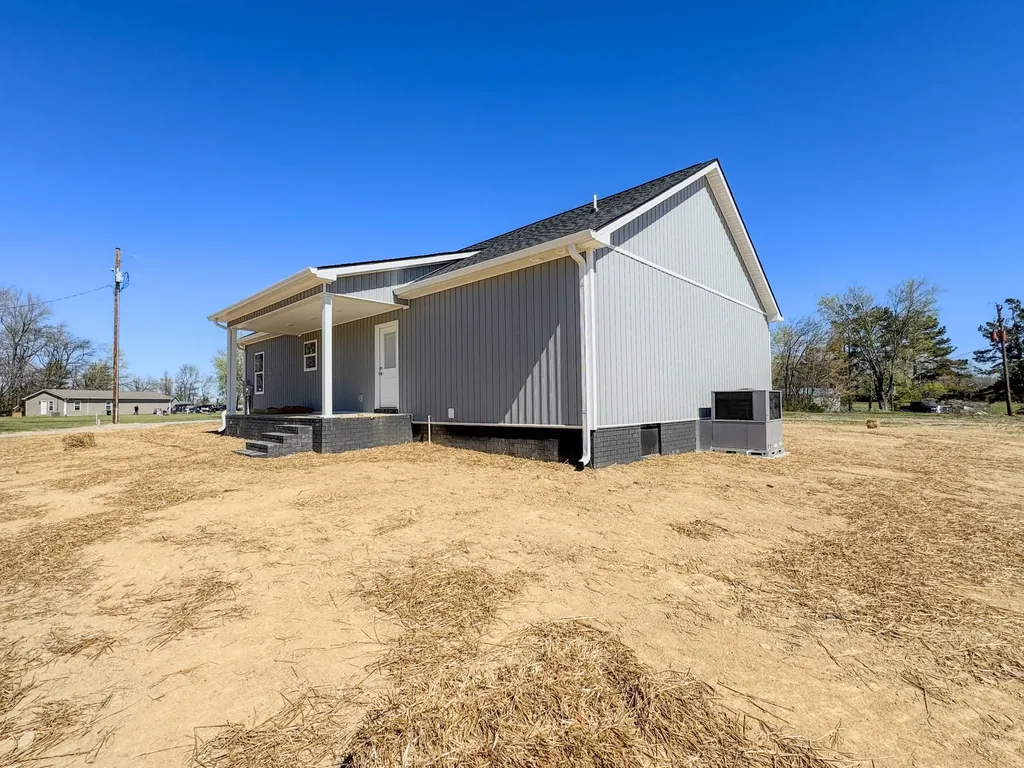 4161 Dobbins Pike Portland TN 37148