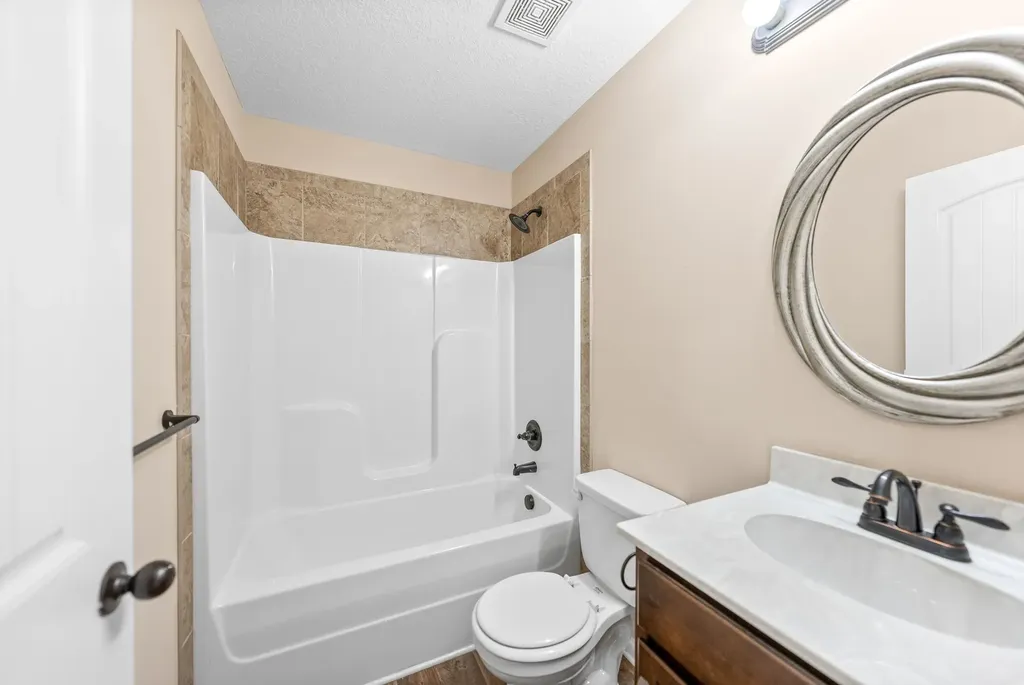 387 Mcgee Court Clarksville TN 37040