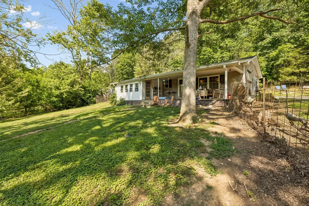 180 Lock Seven Lane Carthage TN 37030