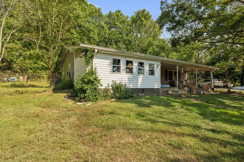 180 Lock Seven Lane Carthage TN 37030