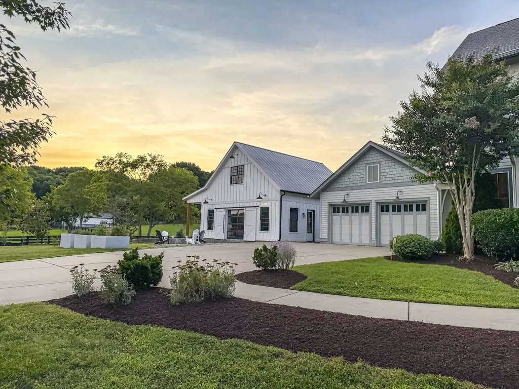 6502 Peytonsville Arno Road College Grove TN 37046
