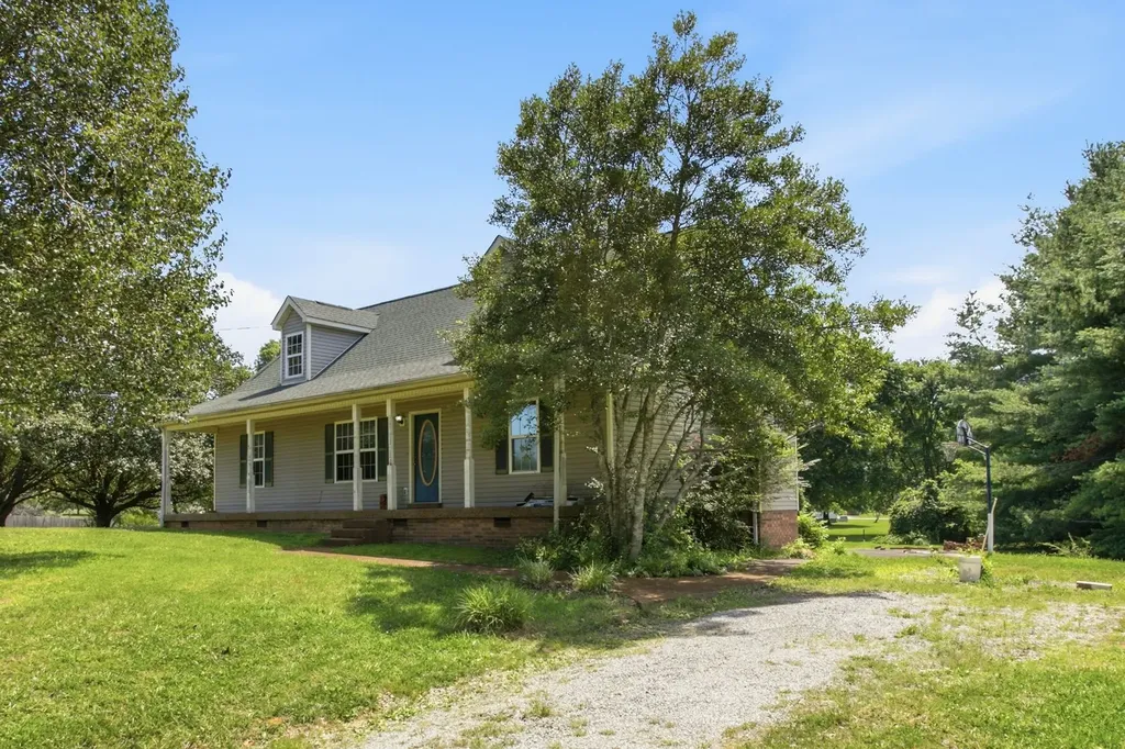 3922 Honeysuckle Way Chapel Hill TN 37034
