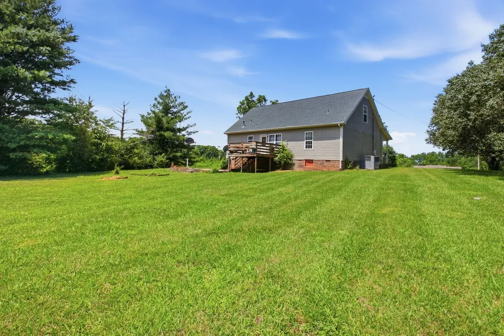3922 Honeysuckle Way Chapel Hill TN 37034