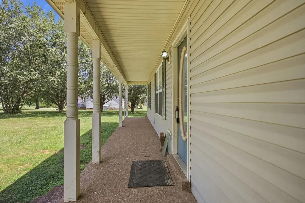 3922 Honeysuckle Way Chapel Hill TN 37034