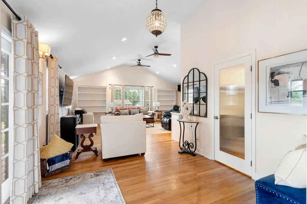 3013 Stanwyck Drive Nashville TN 37207