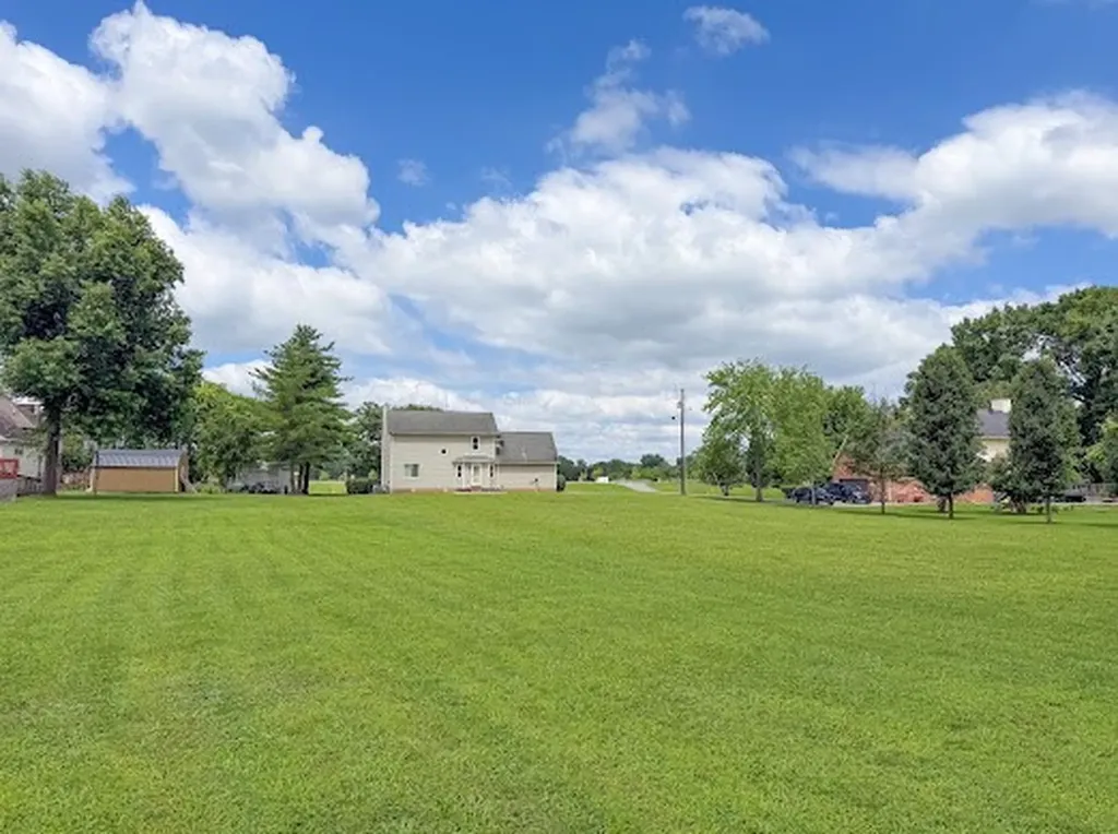 2019 Almaville Road, N Smyrna TN 37167