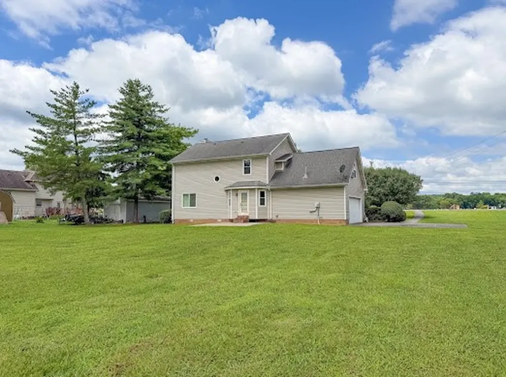 2019 Almaville Road, N Smyrna TN 37167