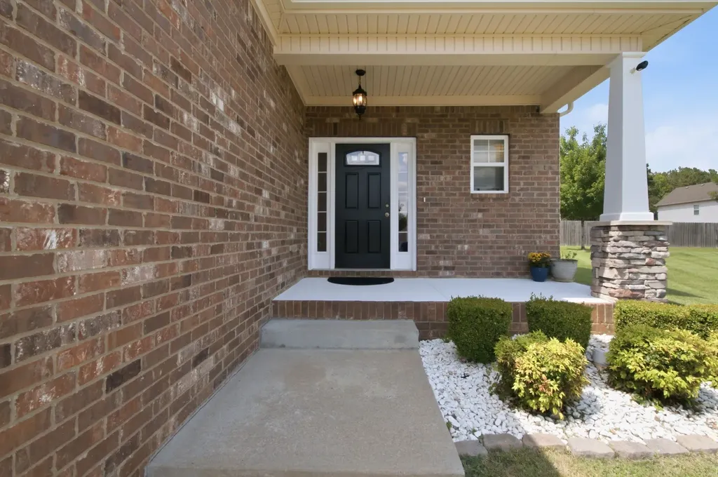 7303 Brooklet Cove Fairview TN 37062